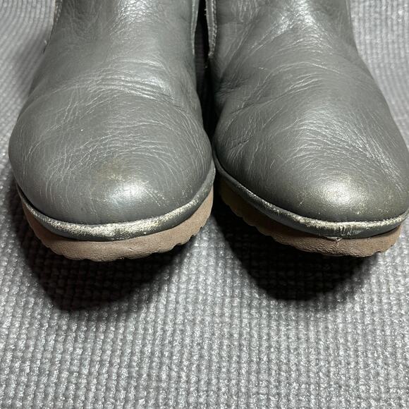 Gentle Souls Nara Booties‎ Womens Size 9.5M Gray Leather Pull On Wedge Heel - Picture 3 of 9